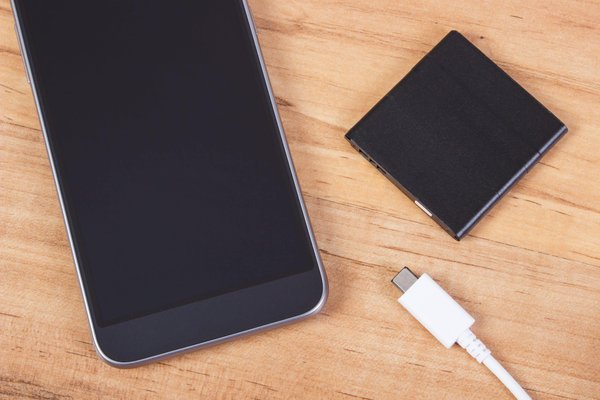 Télephone : batterie gonflée, est-ce dangereux ?